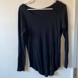 Lululemon black long sleeve